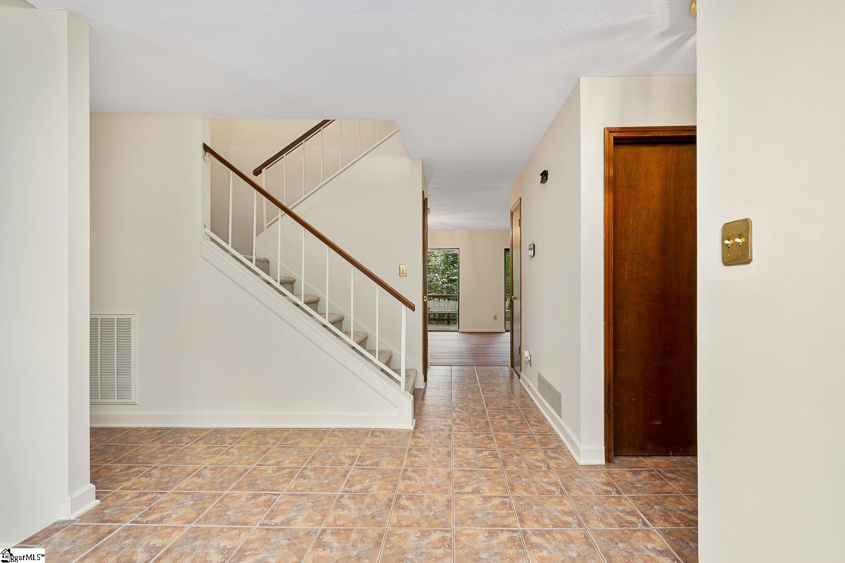 216 Whittlin Way