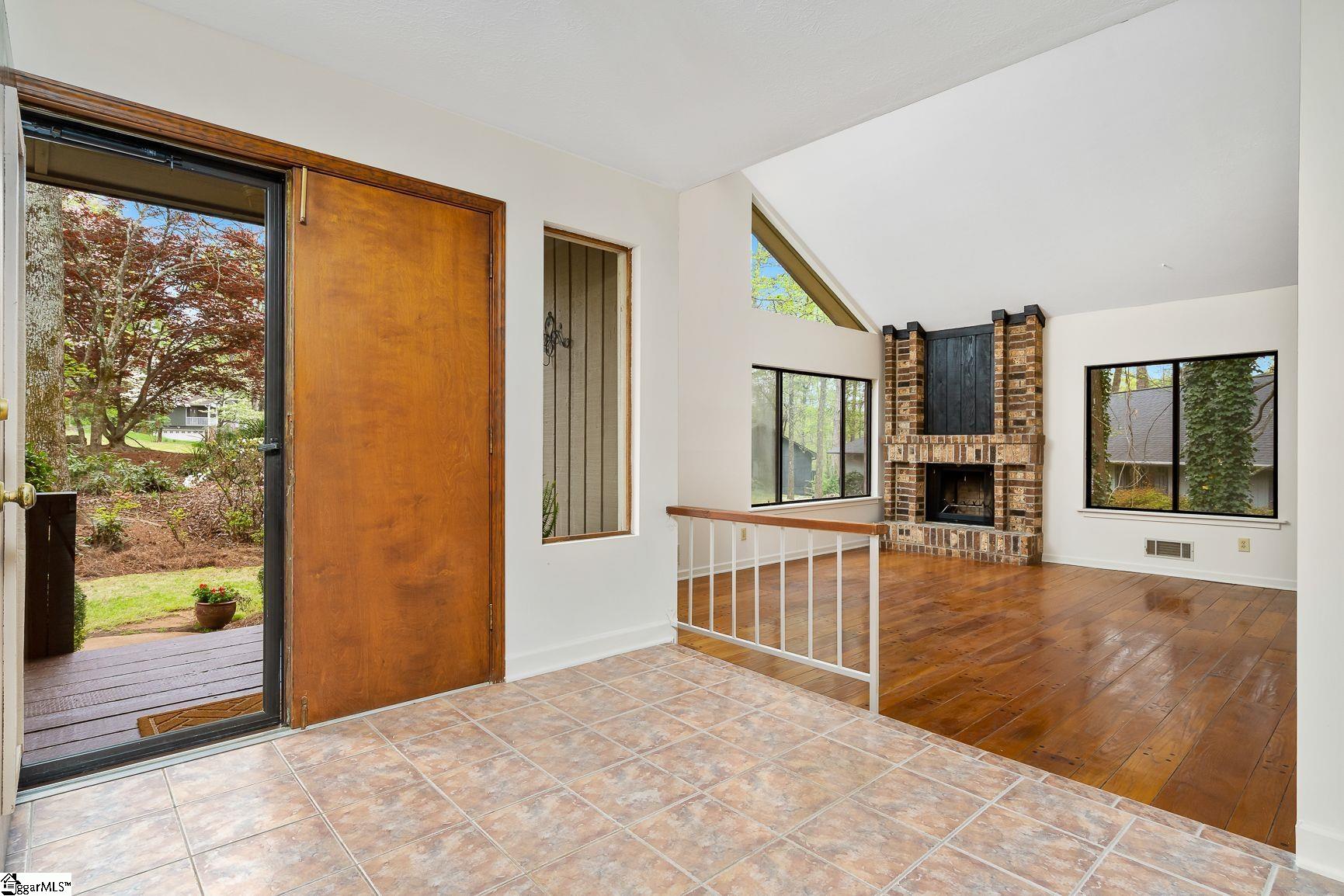216 Whittlin Way
