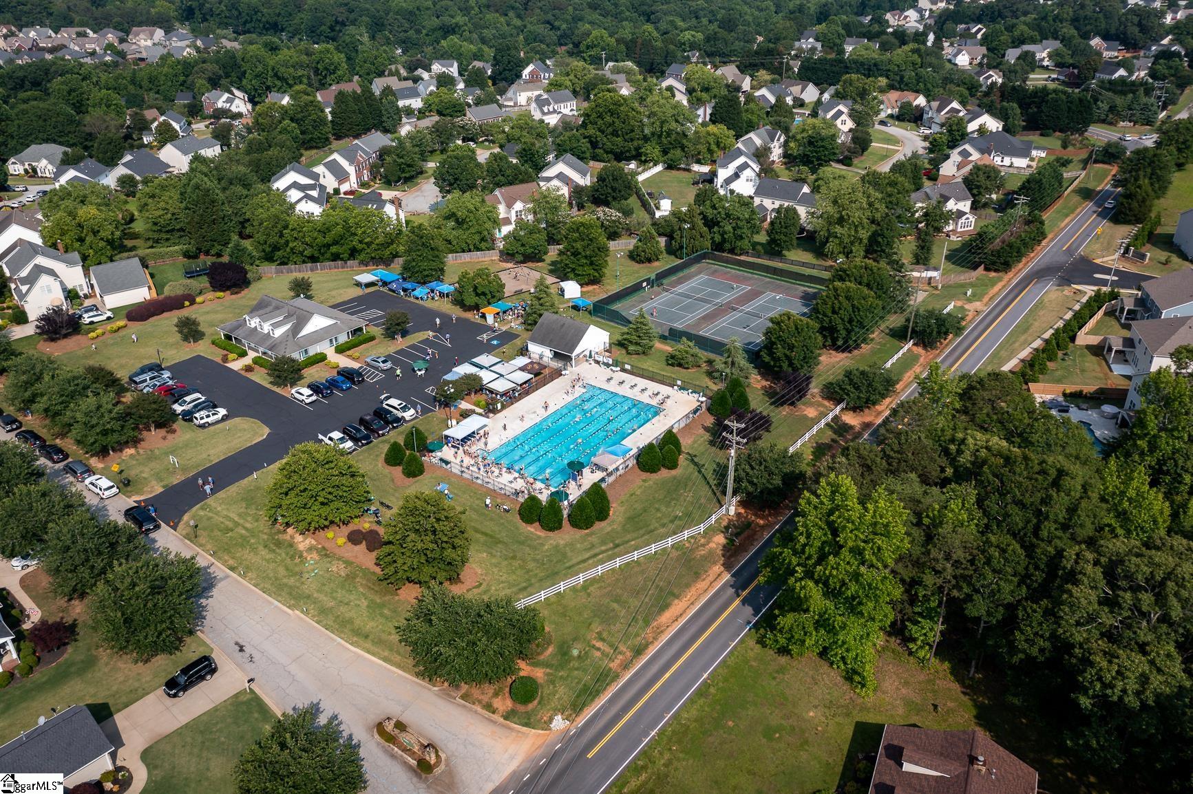 112 Red Holly Ridge Court