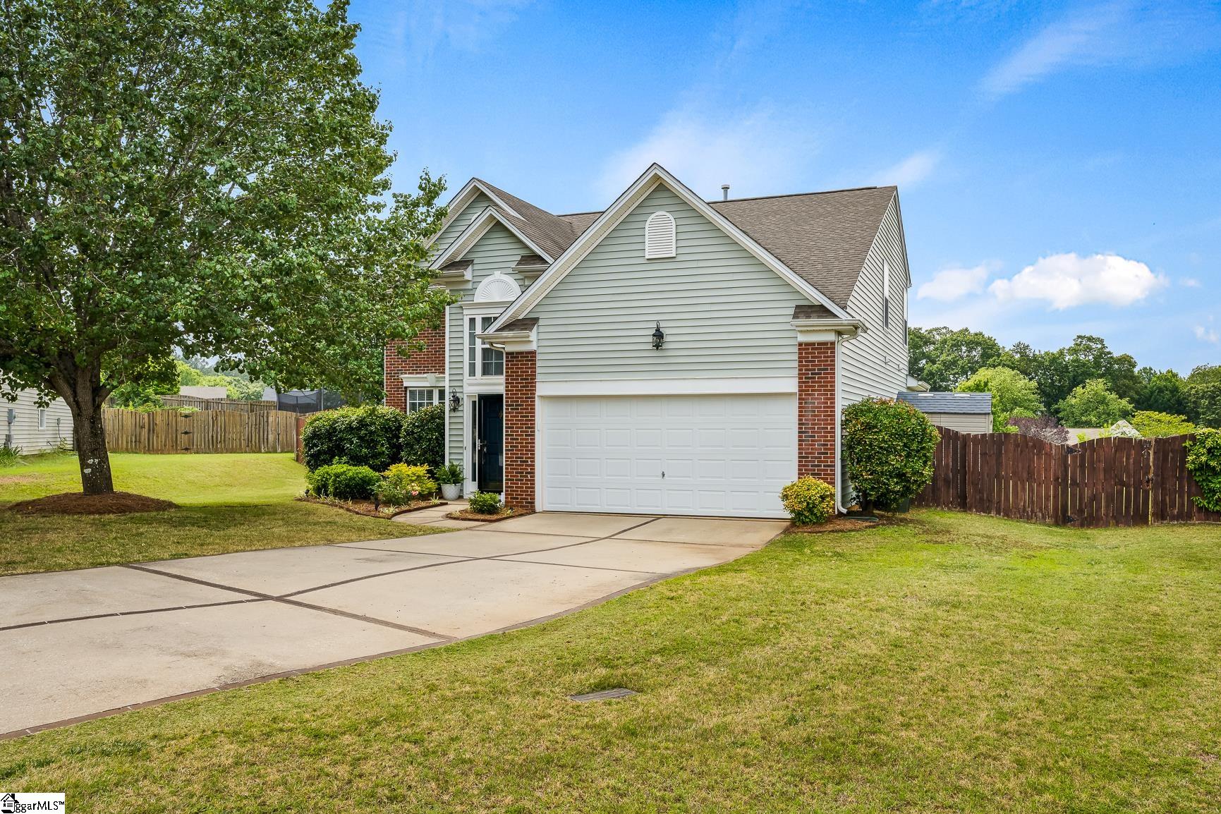 112 Red Holly Ridge Court