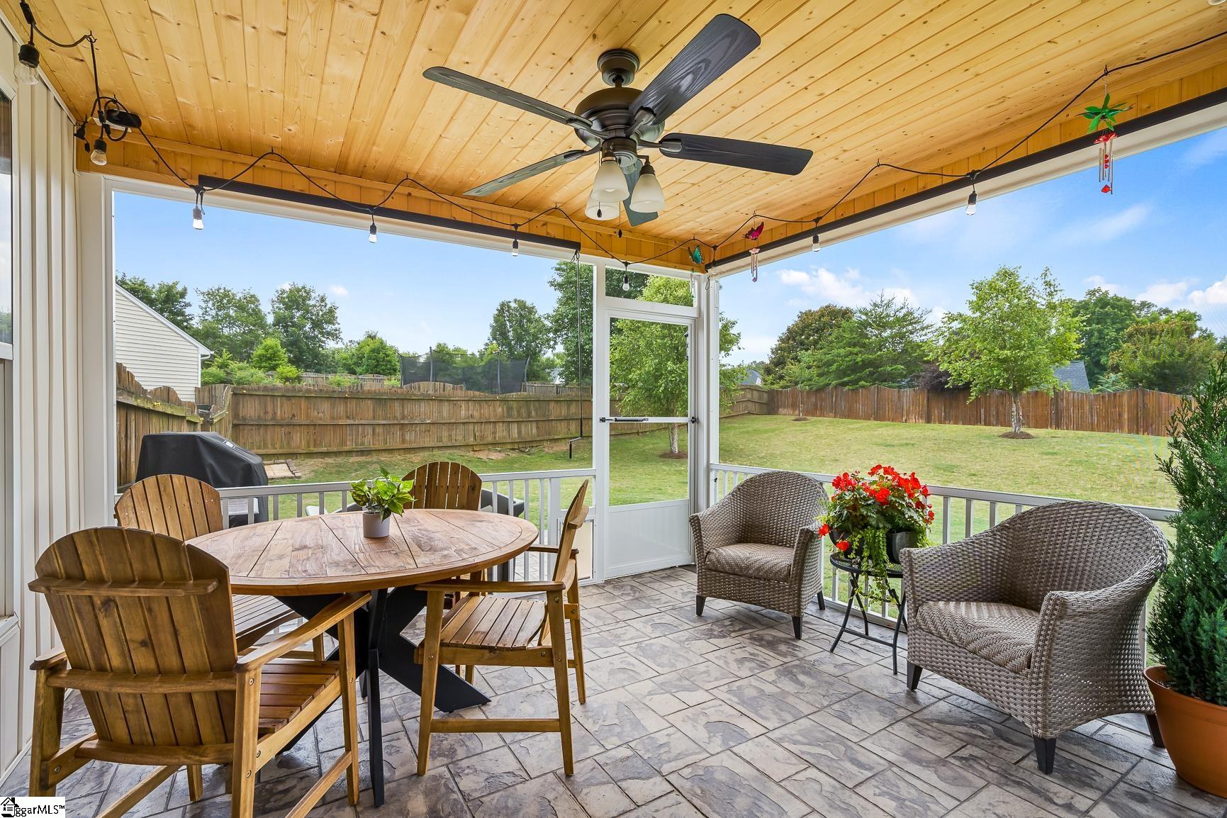 112 Red Holly Ridge Court
