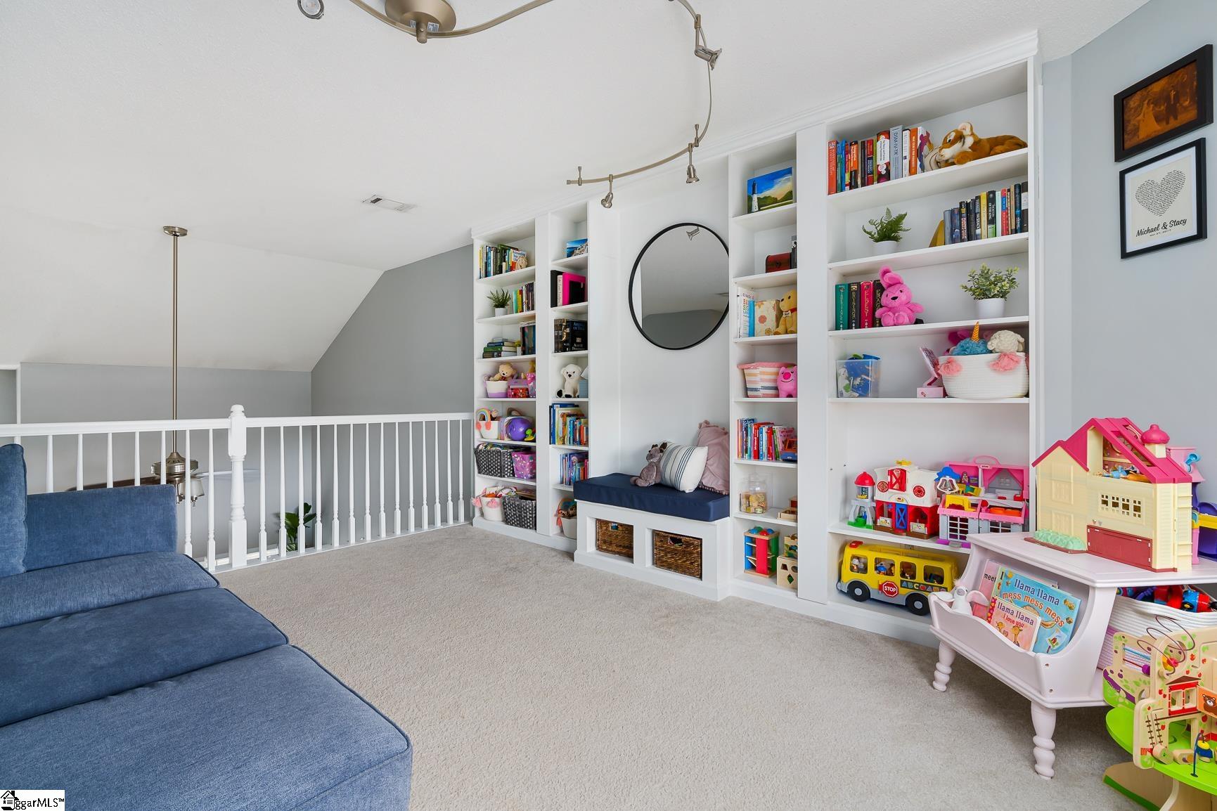 112 Red Holly Ridge Court