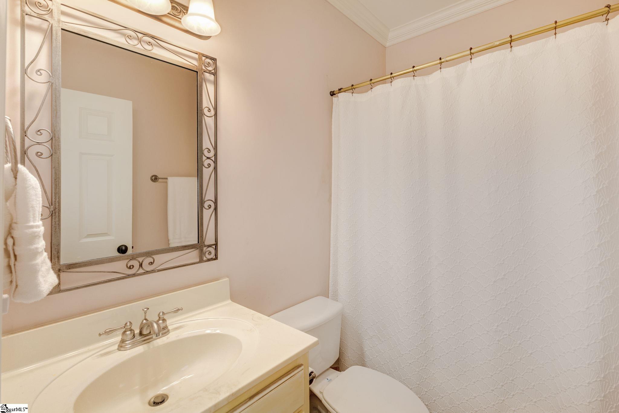 3 Meadow Pond Court