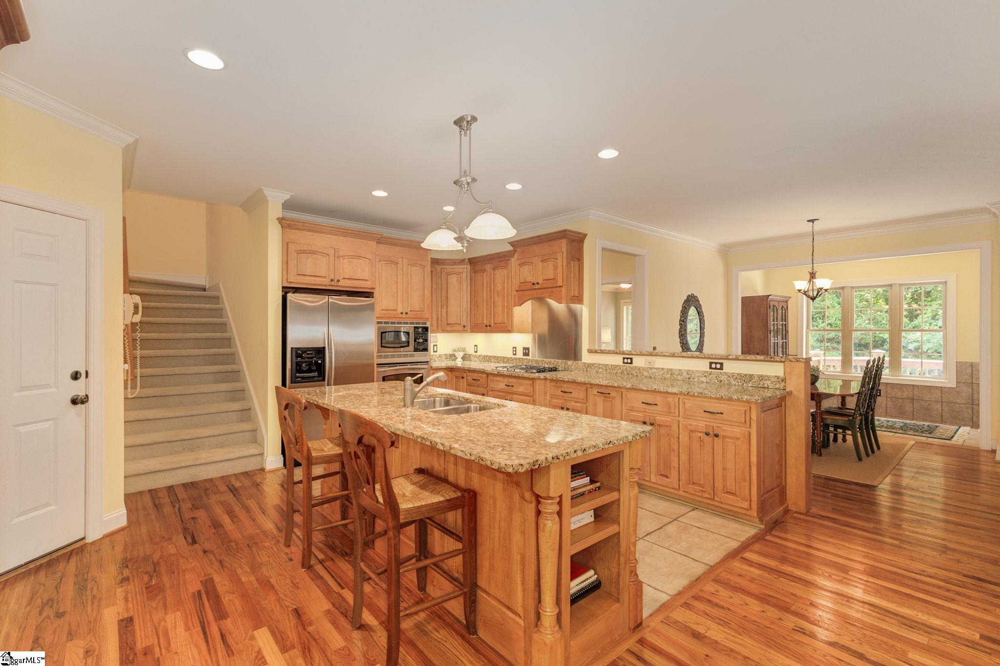 3 Meadow Pond Court