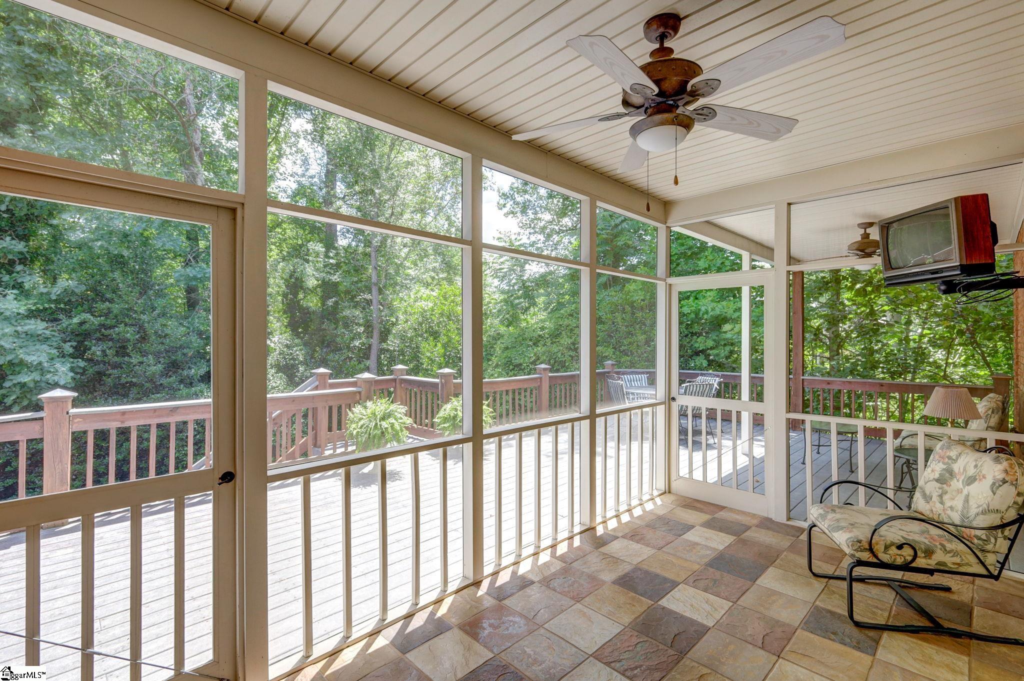 3 Meadow Pond Court