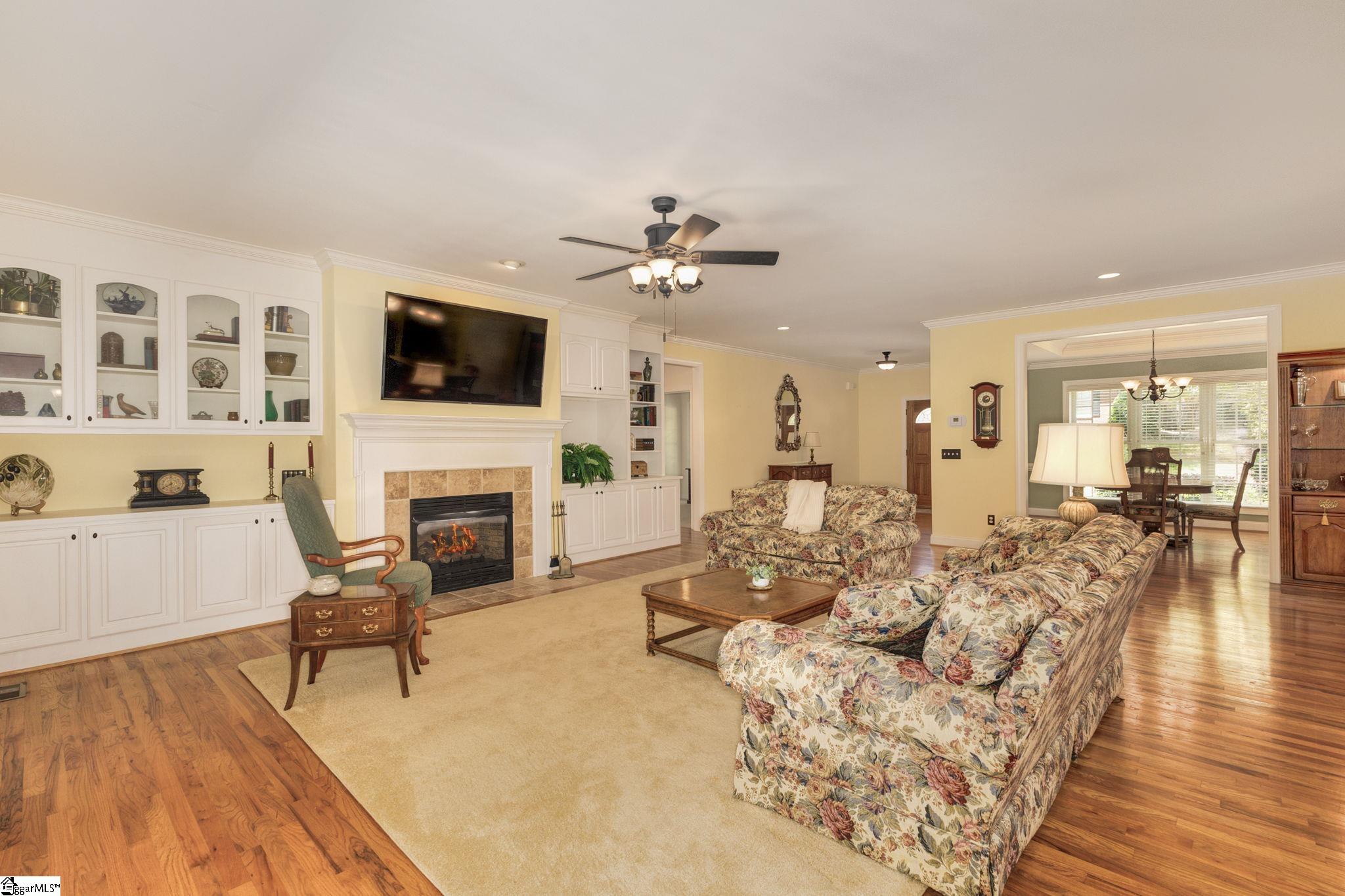 3 Meadow Pond Court