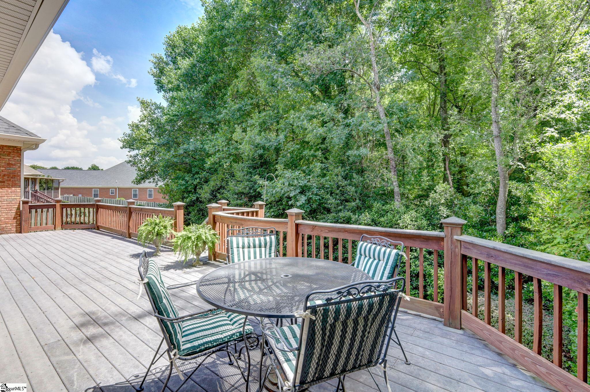 3 Meadow Pond Court