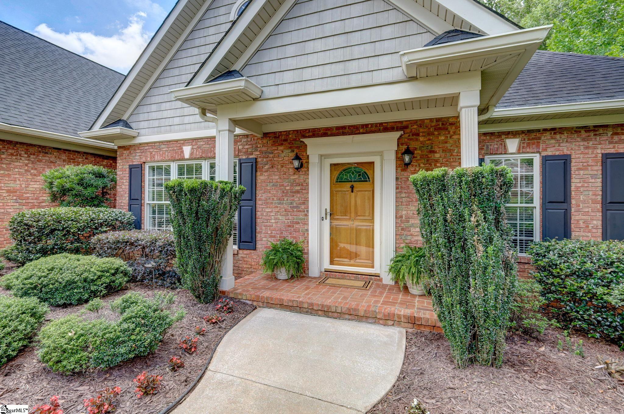 3 Meadow Pond Court