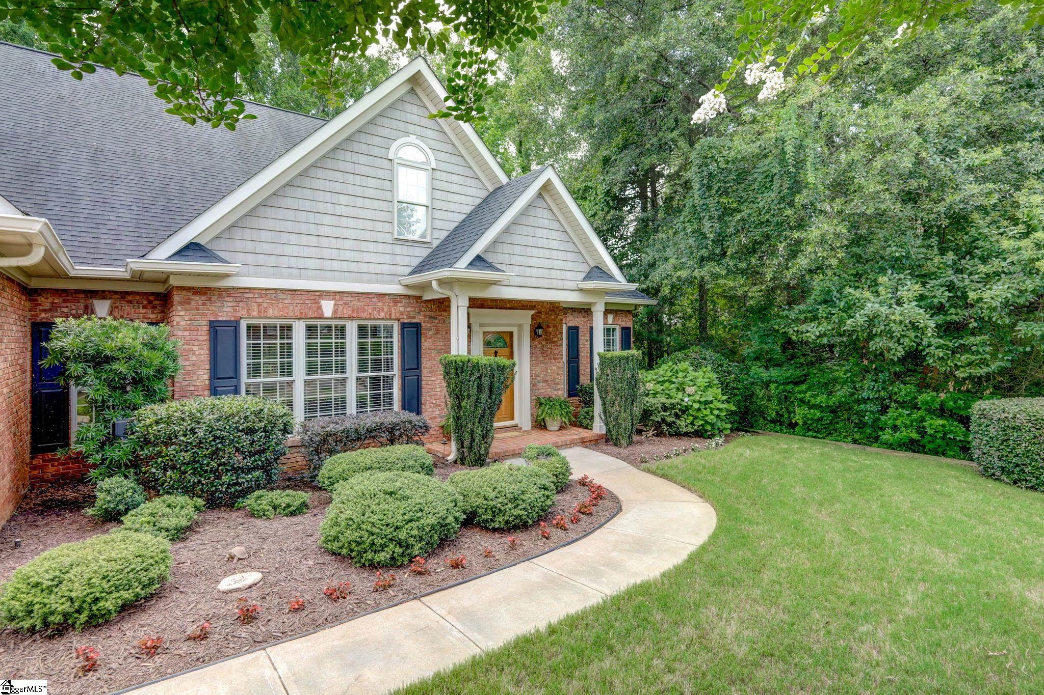 3 Meadow Pond Court