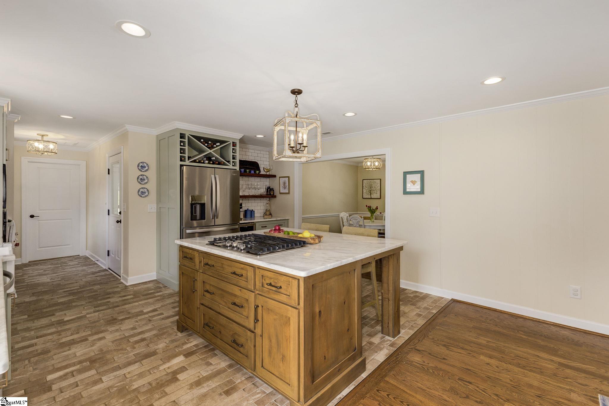 2 Sandringham Road