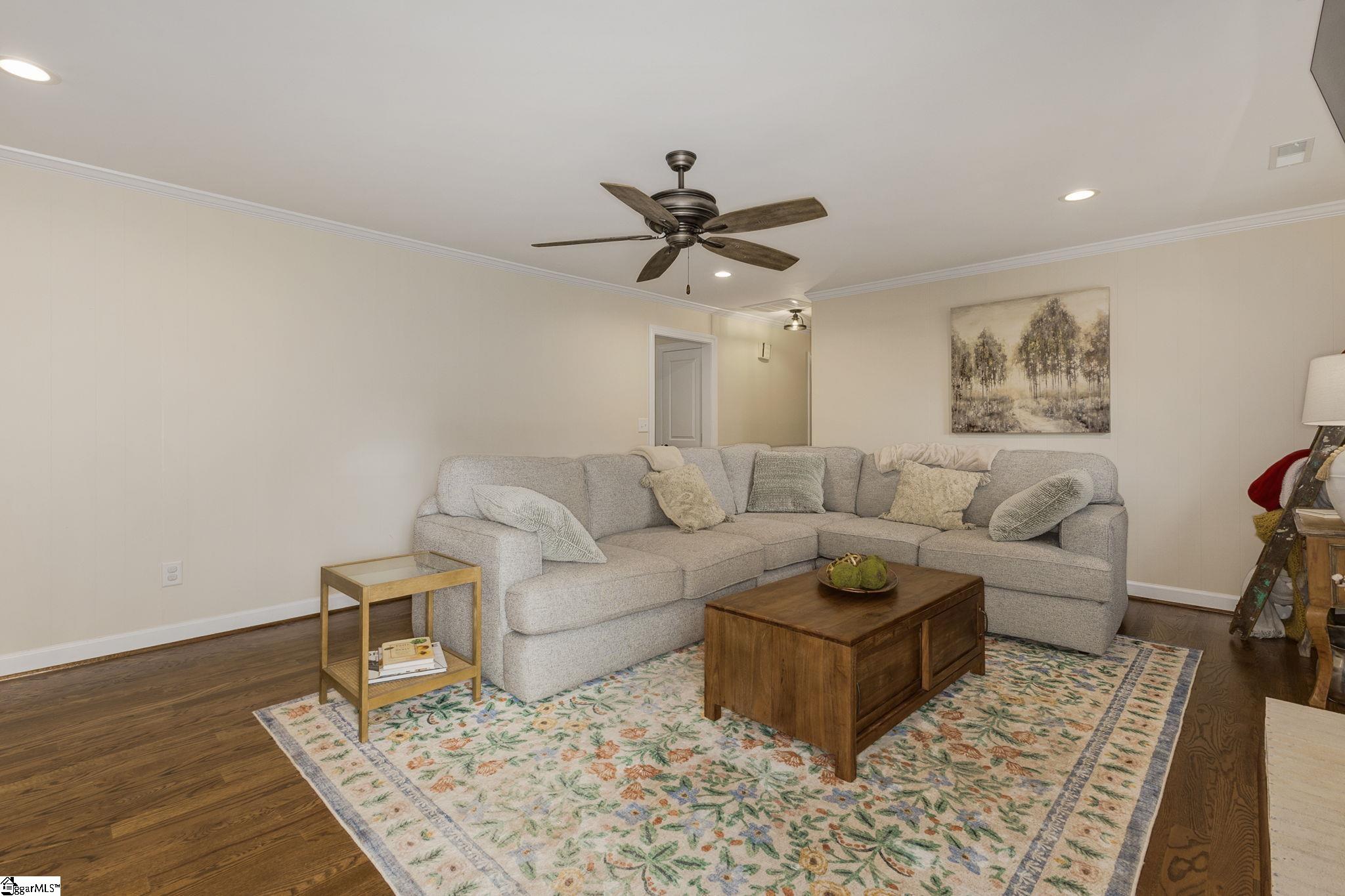 2 Sandringham Road