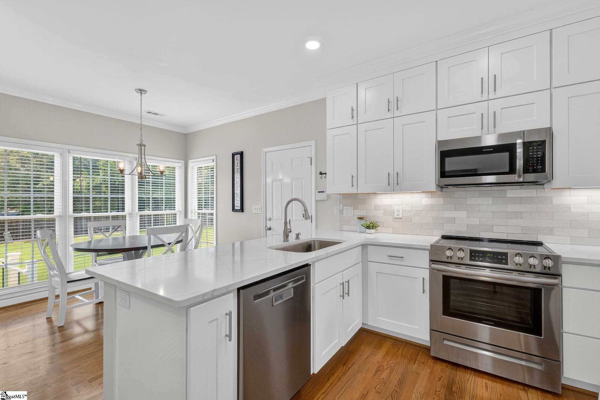 3 Promontory Court