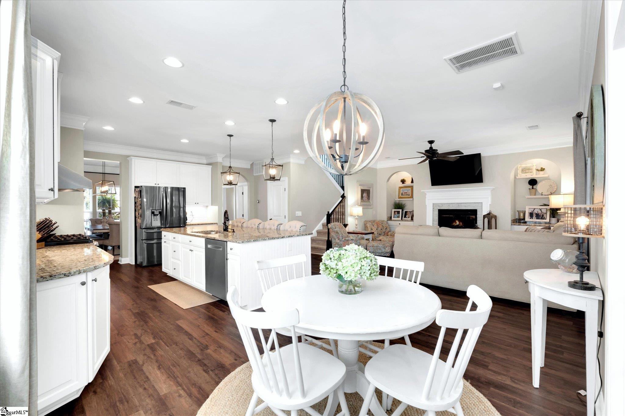 312 Algonquin Trail