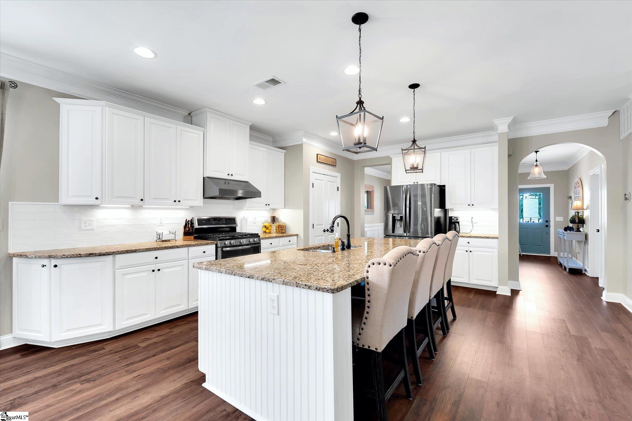 312 Algonquin Trail