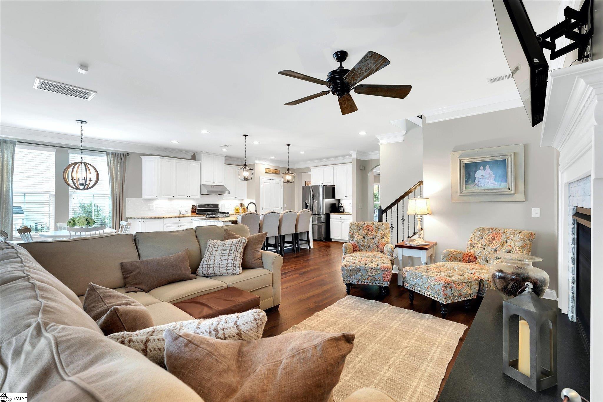 312 Algonquin Trail
