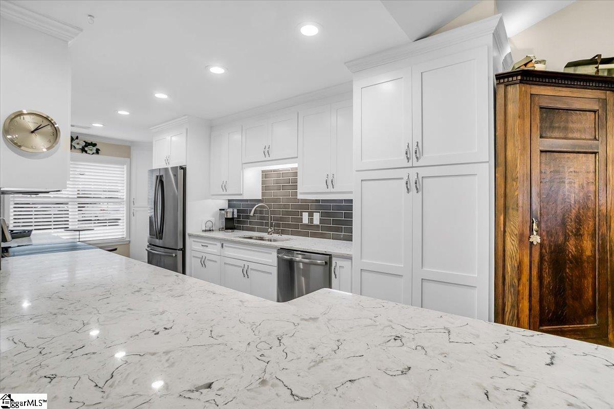 18 Enoree View Drive