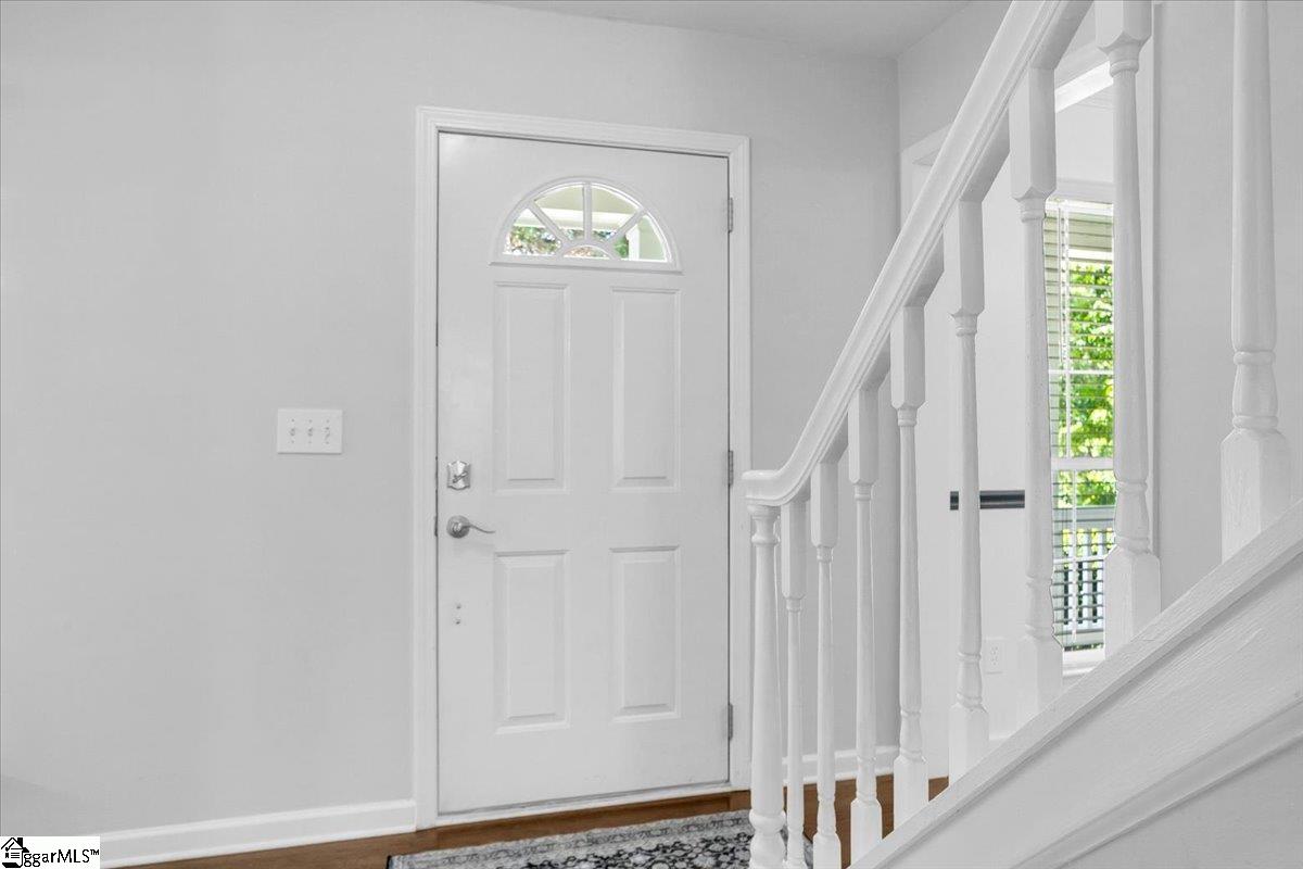 125 Misty Crest Circle