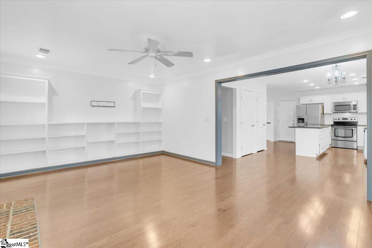 125 Misty Crest Circle
