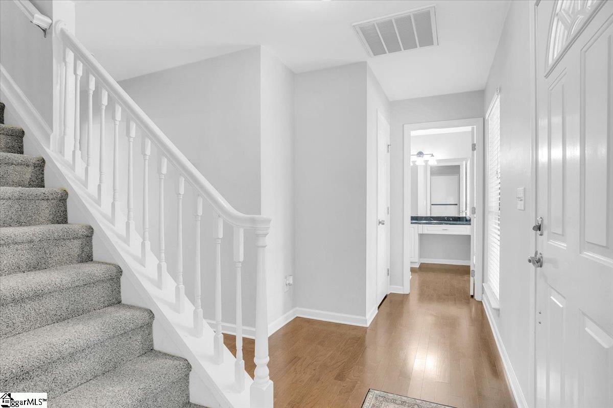 125 Misty Crest Circle