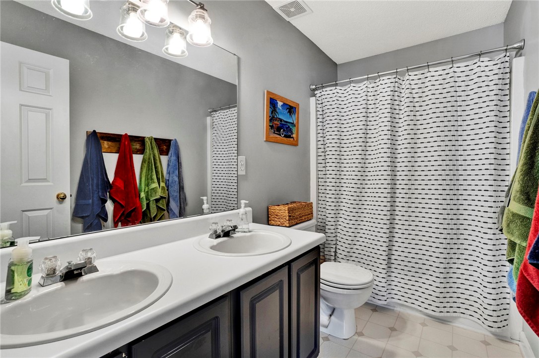 105 Ambrose Trail