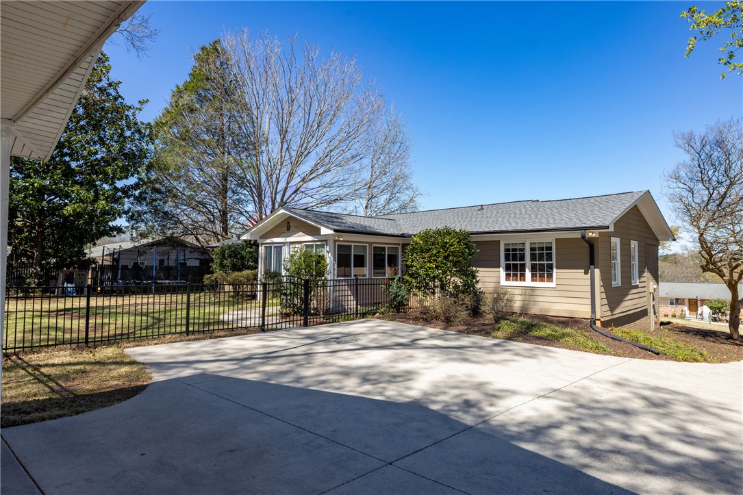 116 Karen Drive