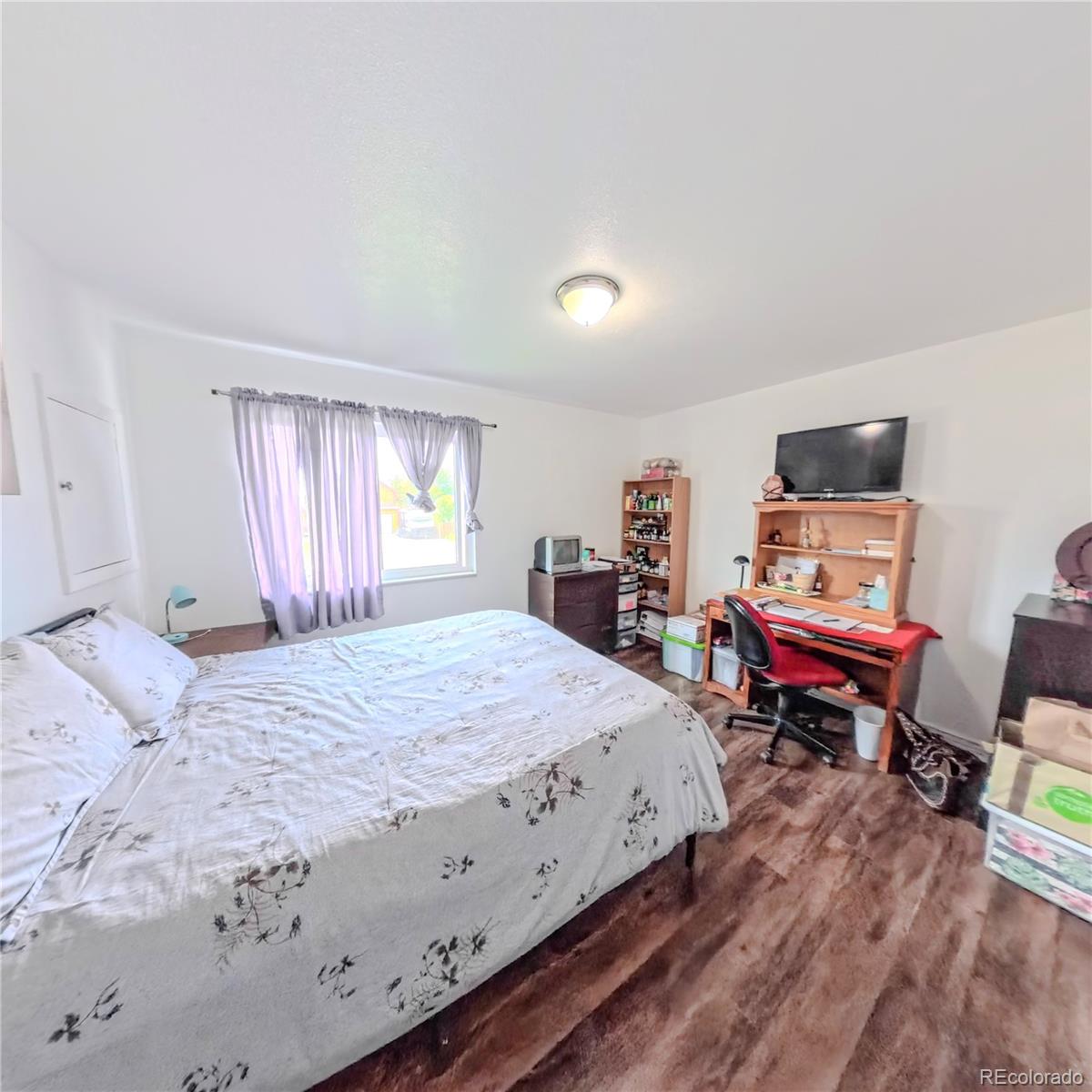 1624 Longbranch Street