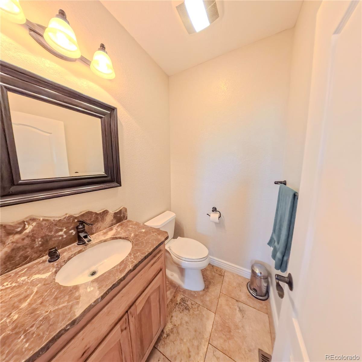 58989 E Chenango Place