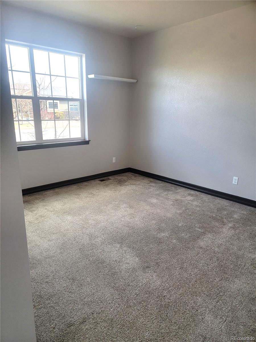 56568 E 24th Place