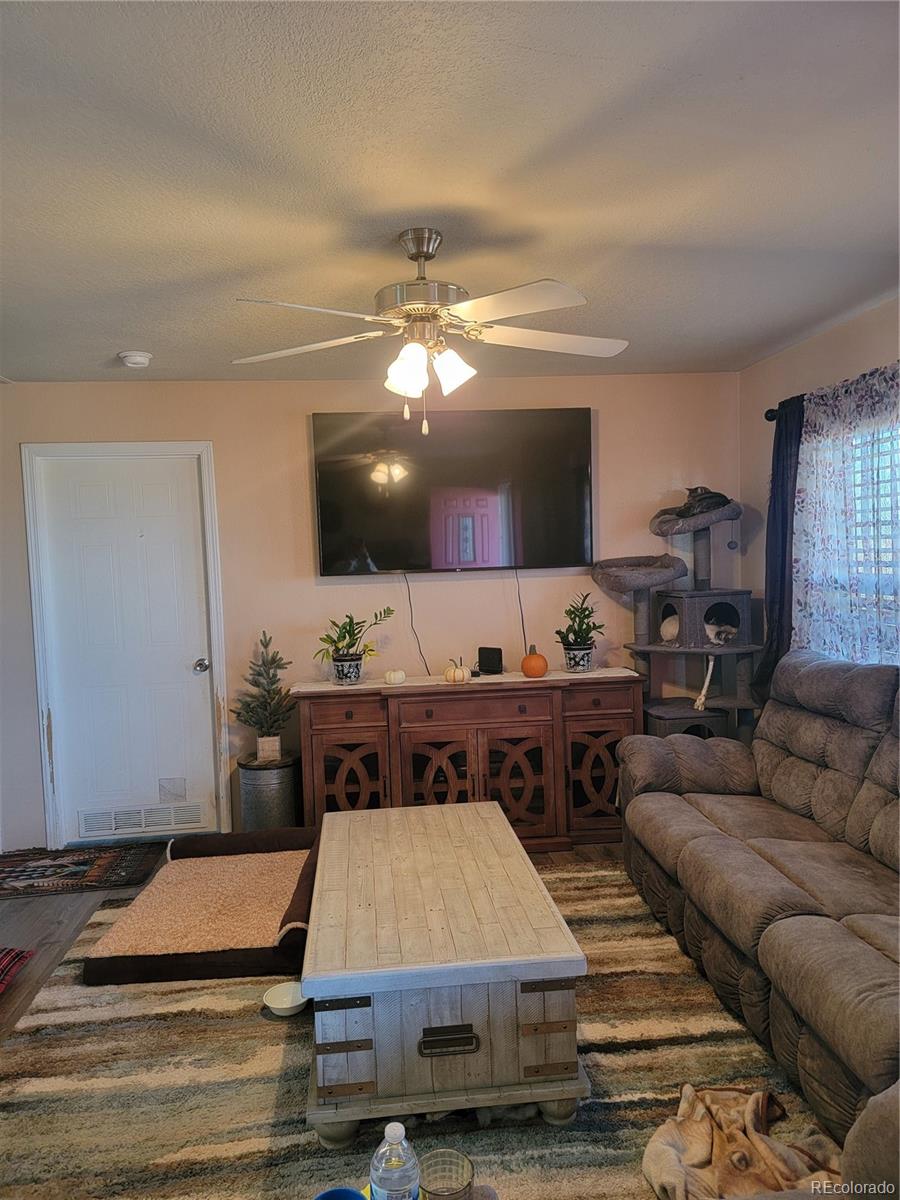 6255 Wolf Creek Road