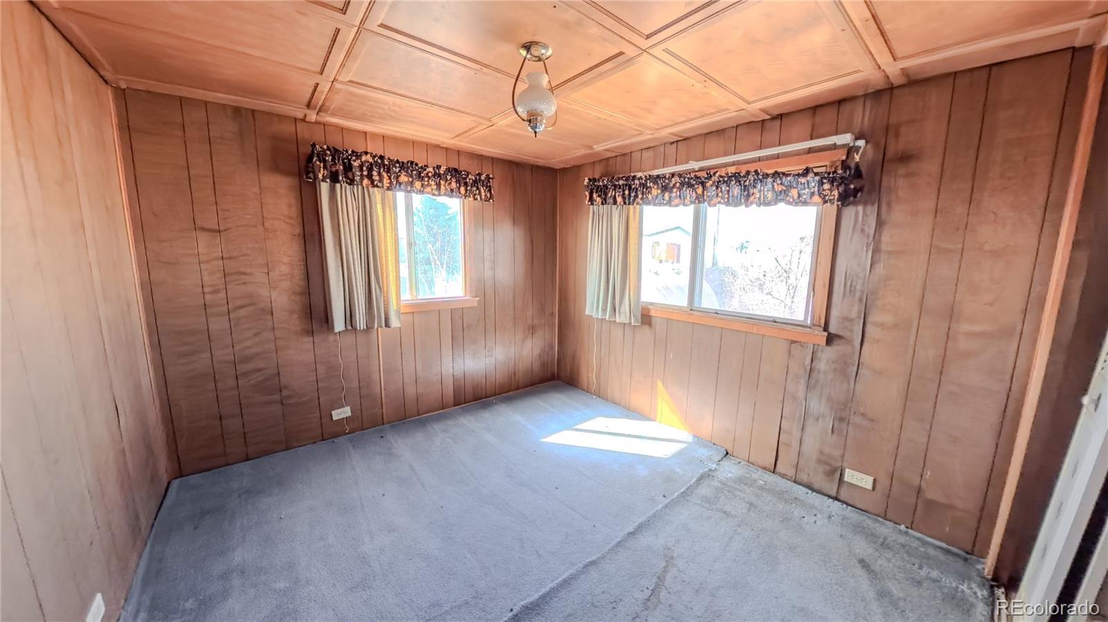 10 & 11 Royal M H Park