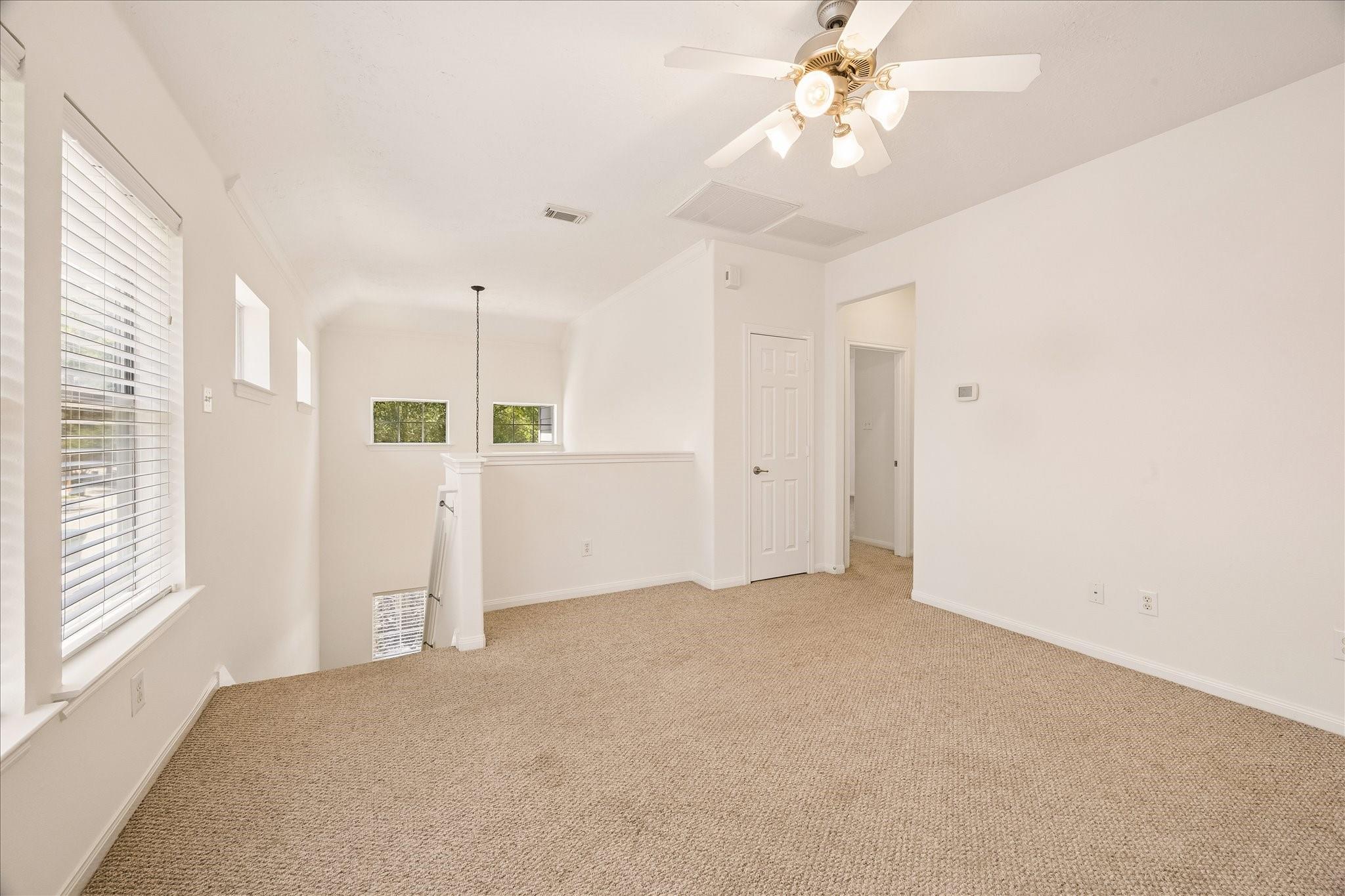 63 Benedict Canyon Loop