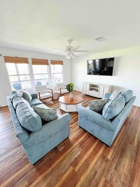 1426 Bluewater Highway