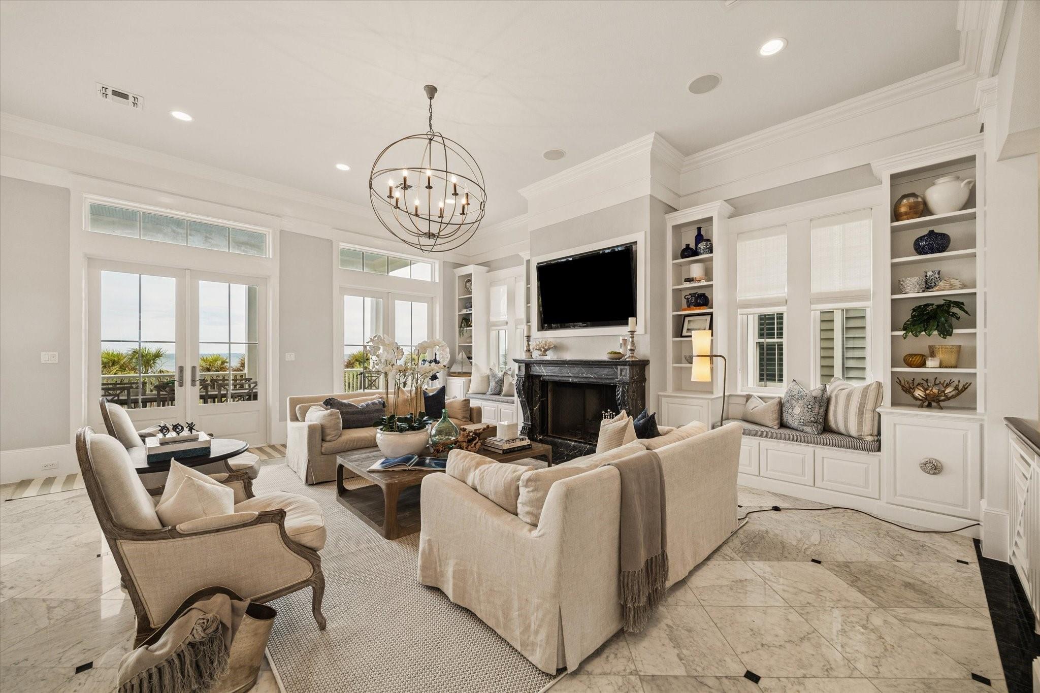 2601 E Seaside Drive
