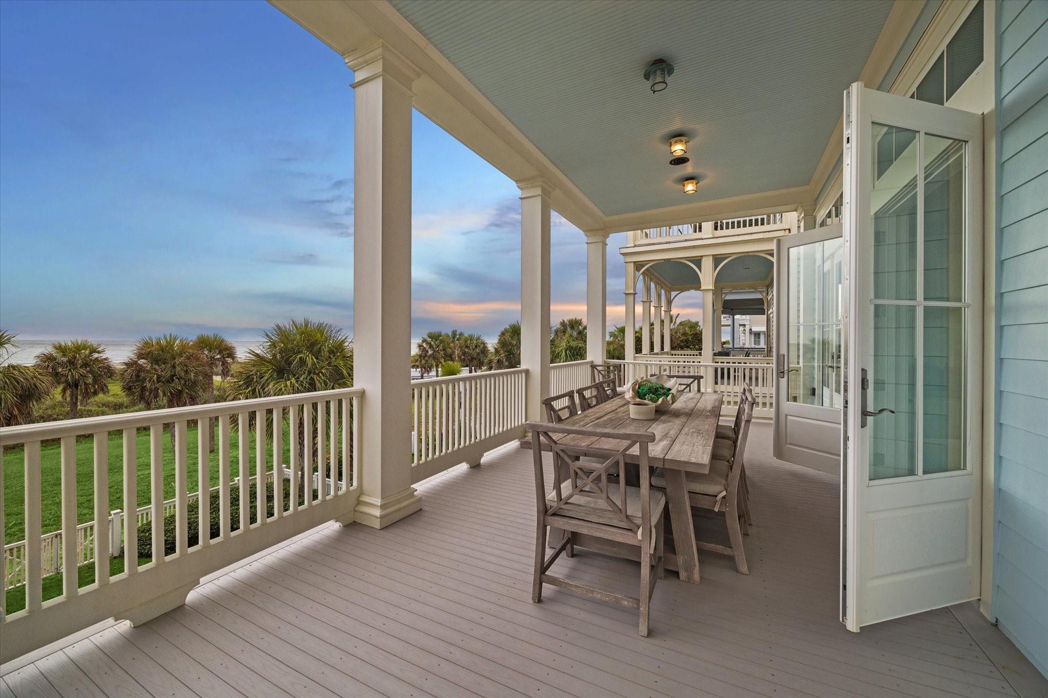 2601 E Seaside Drive