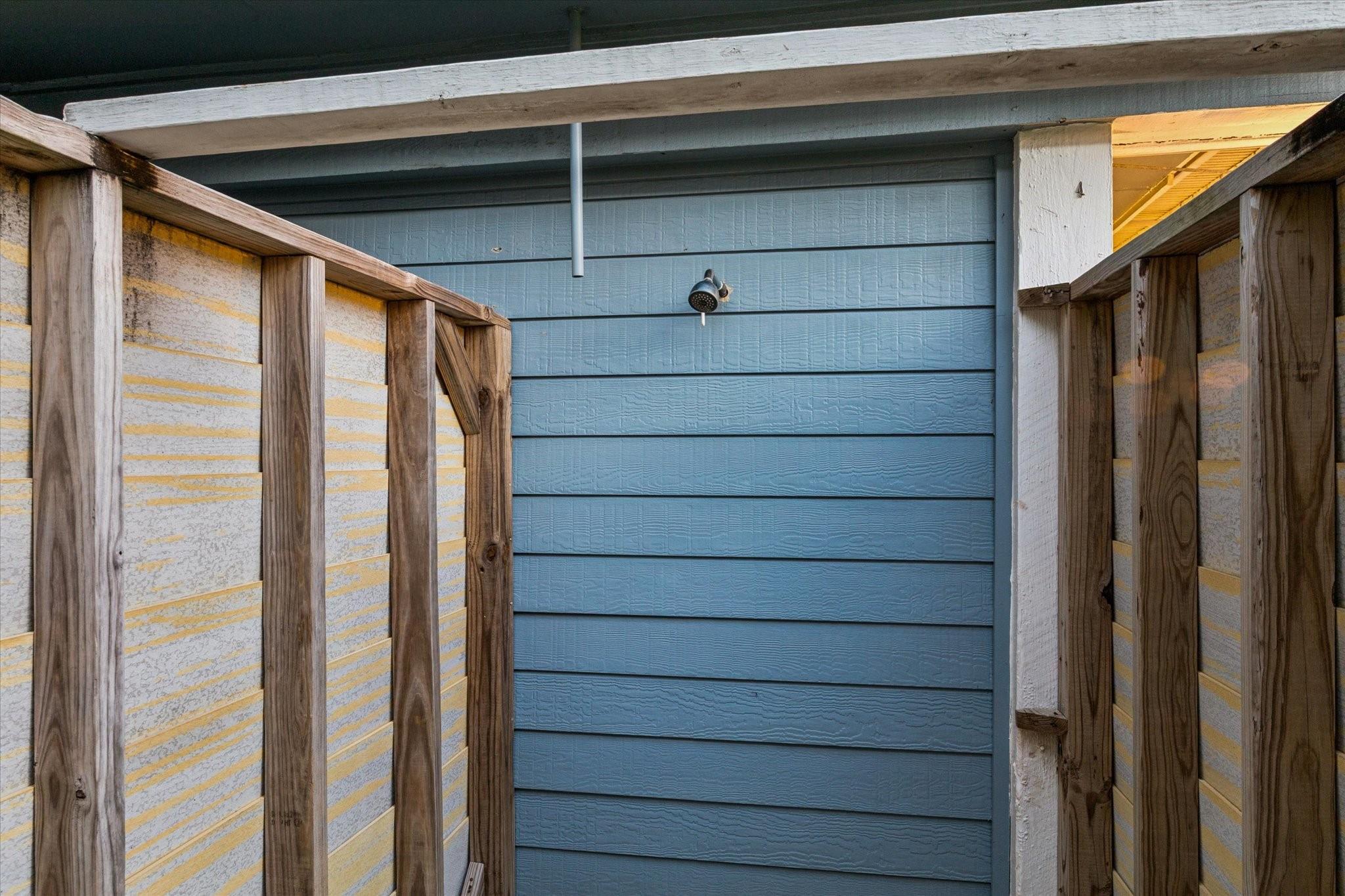4119 Pirates Alley