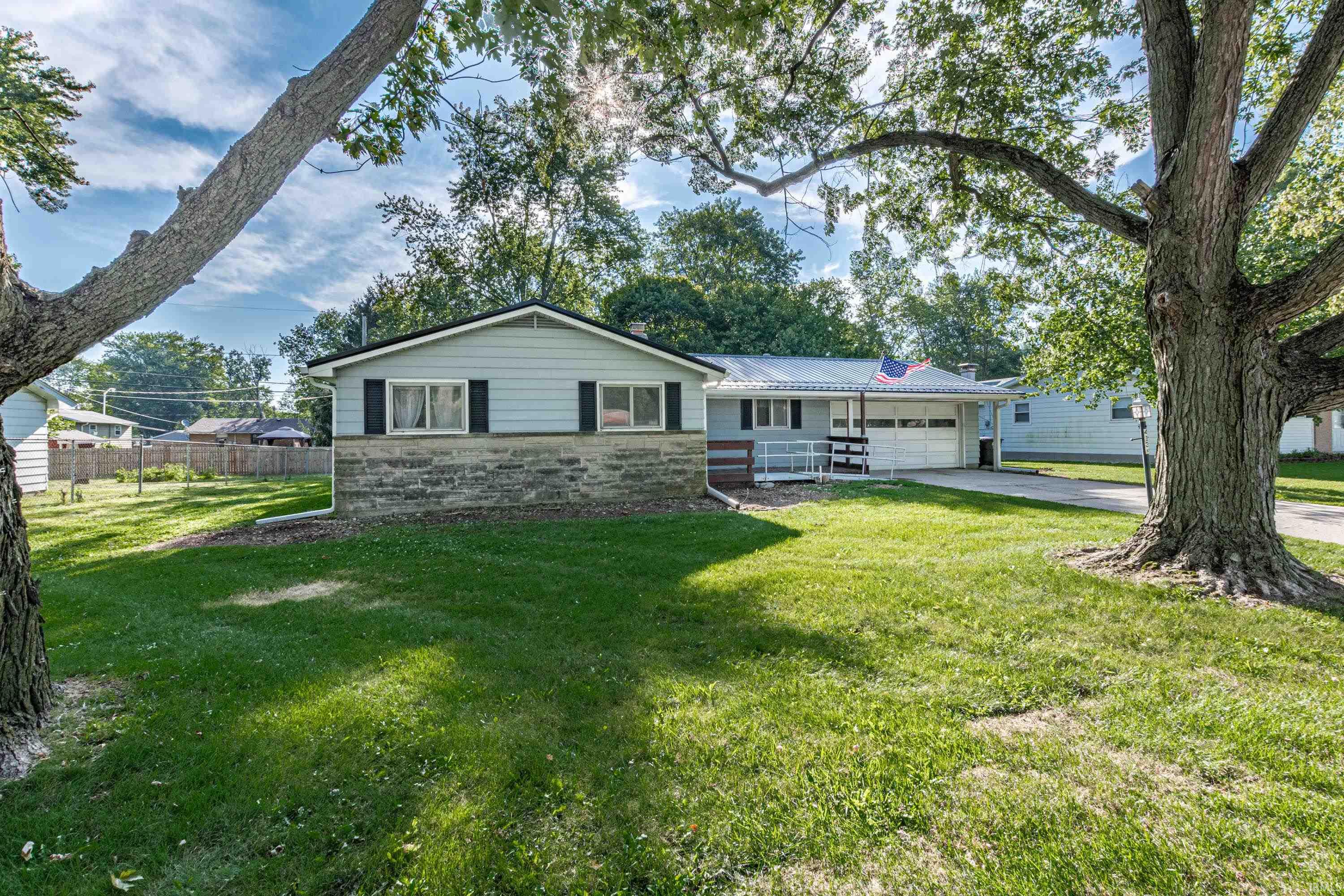 4130 Maplecrest Road