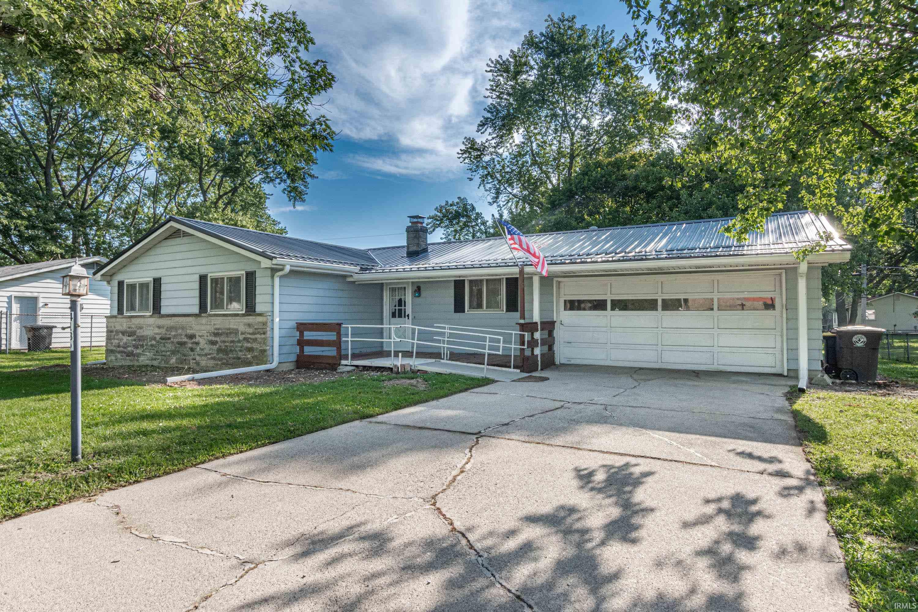 4130 Maplecrest Road