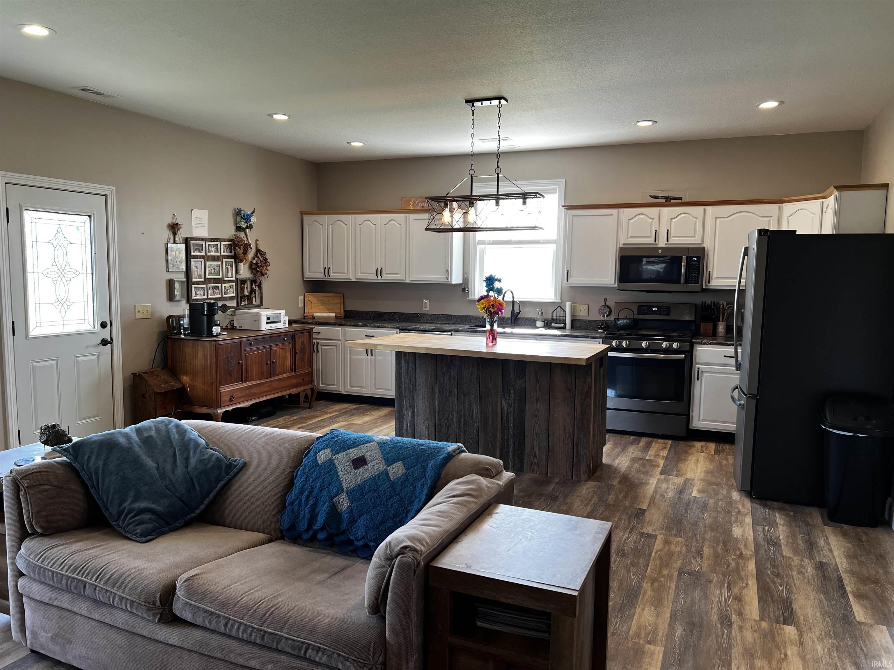 5445 County Road 40