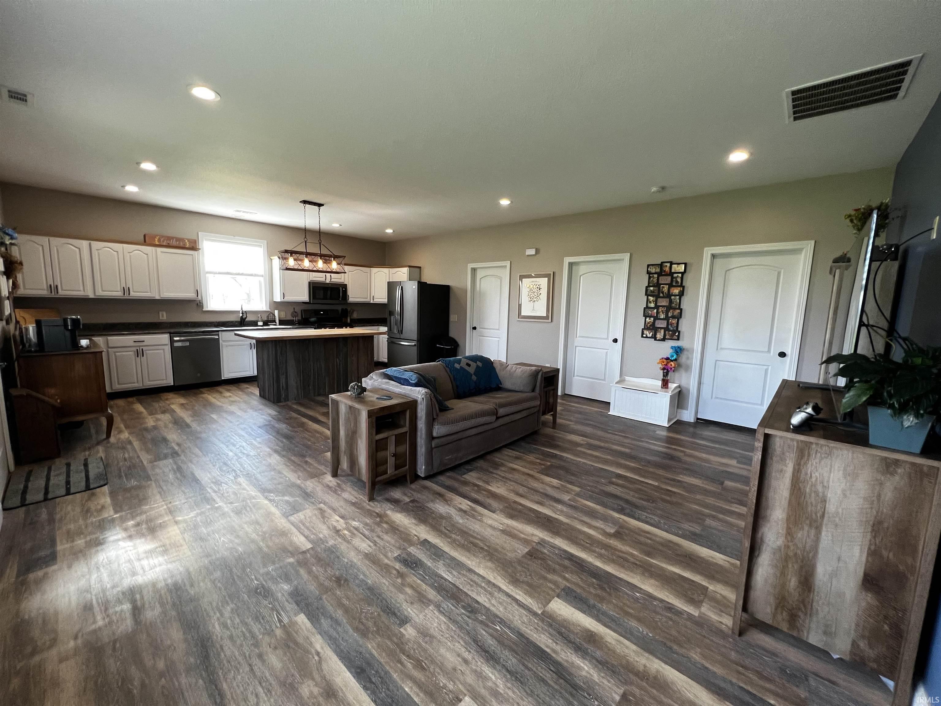 5445 County Road 40