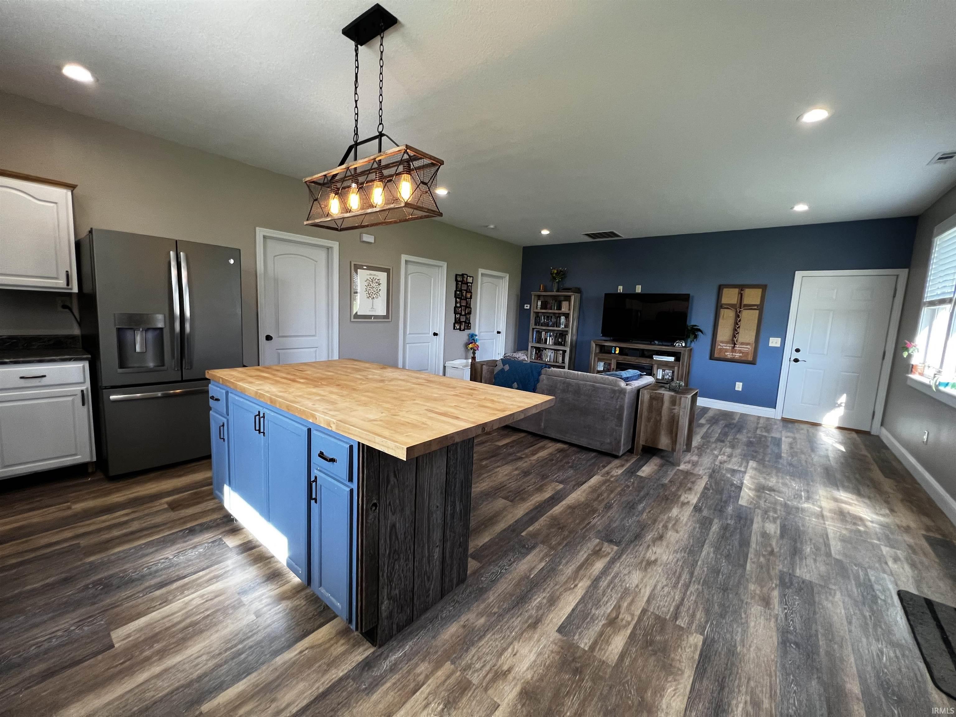 5445 County Road 40
