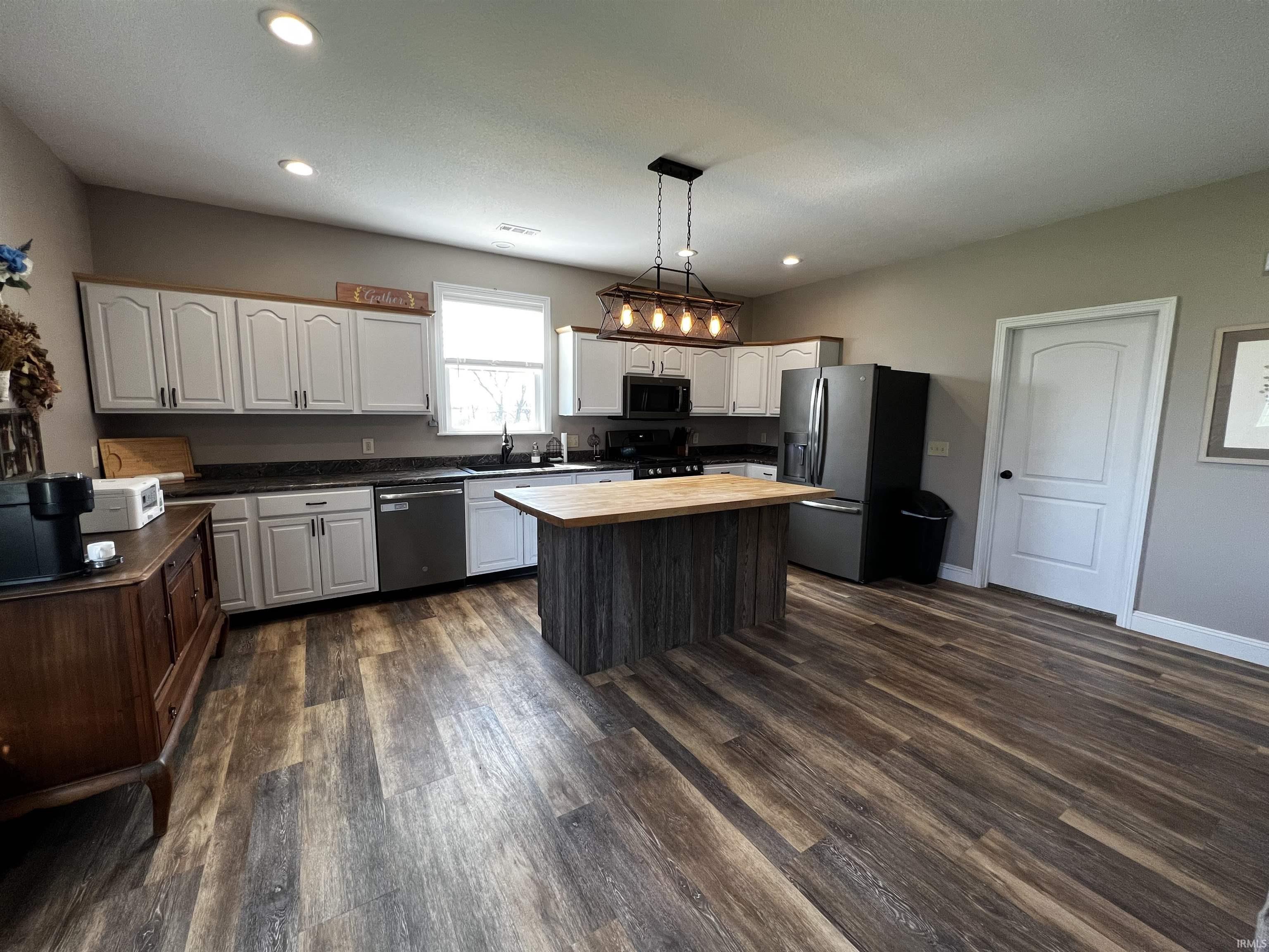 5445 County Road 40