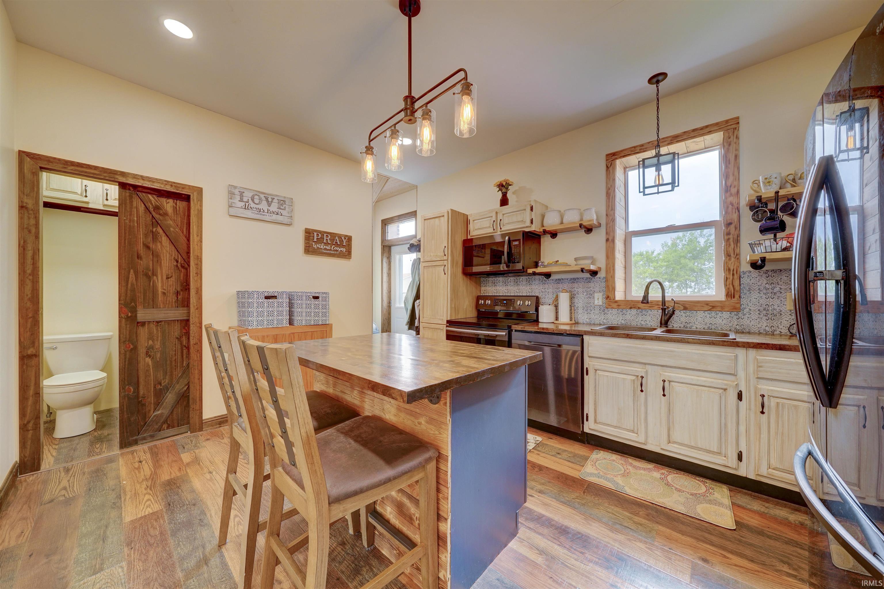 2113 State Road 1