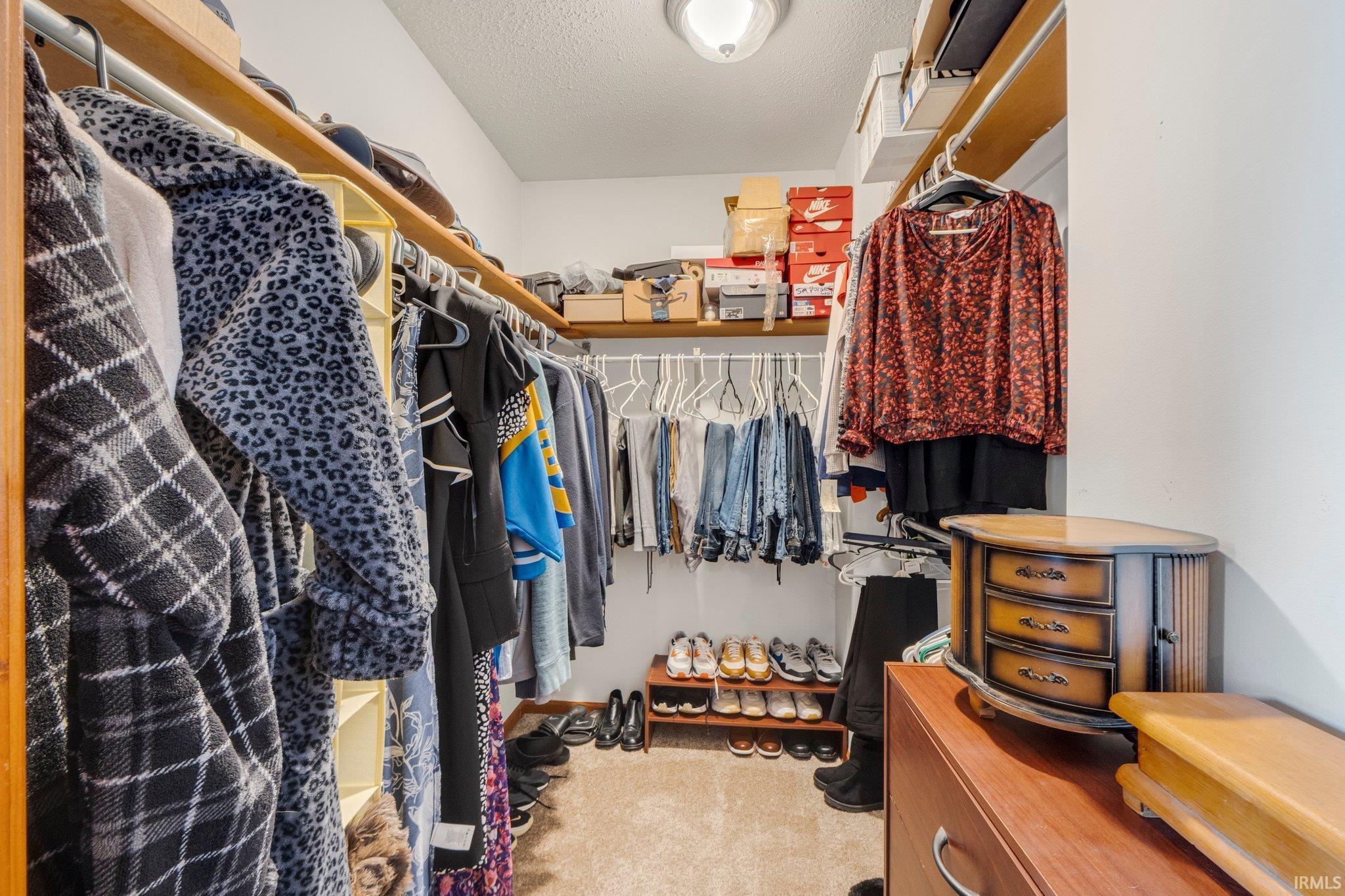 5531 Gate Tree Lane