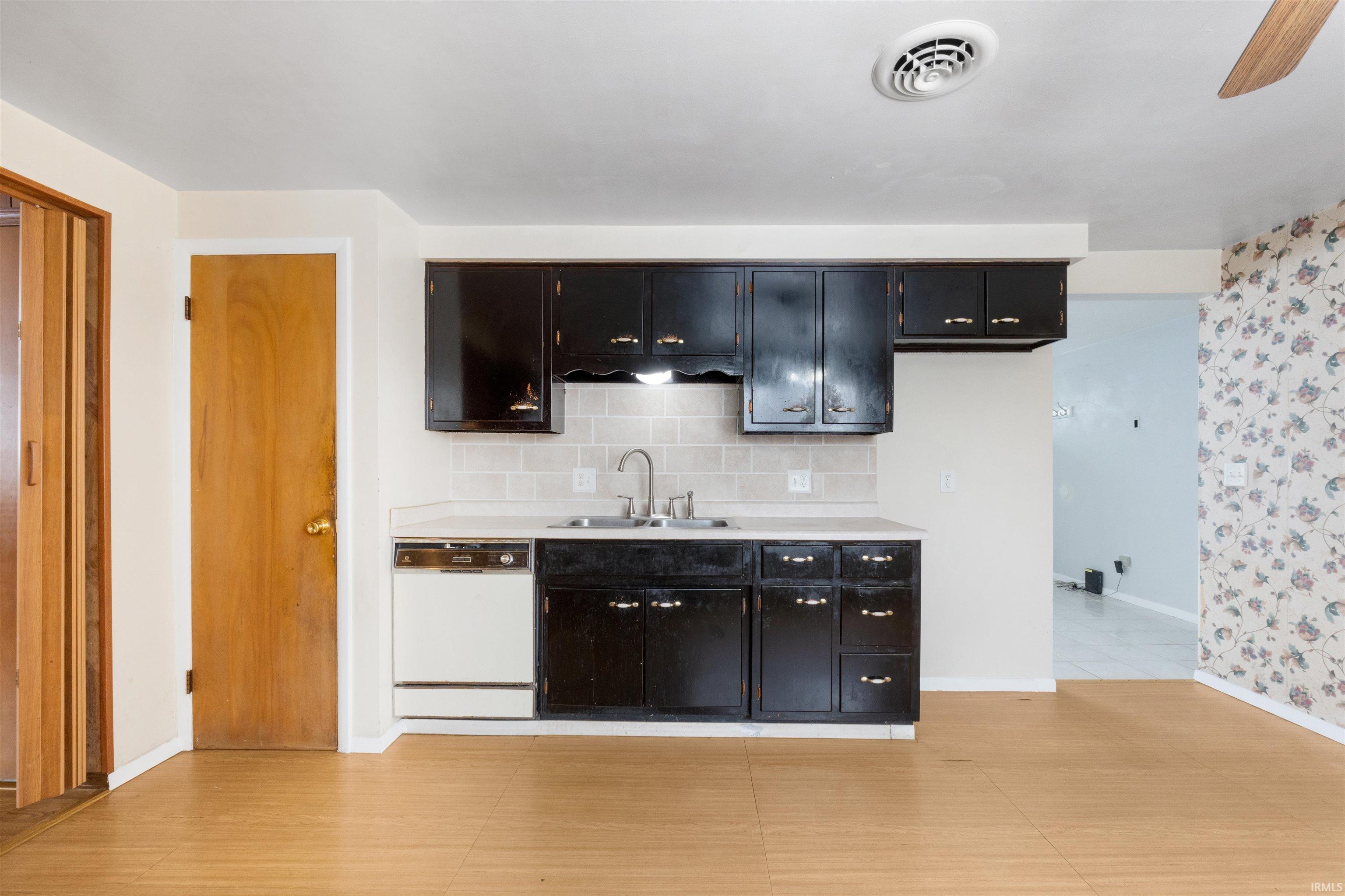 3212 Clermont Avenue