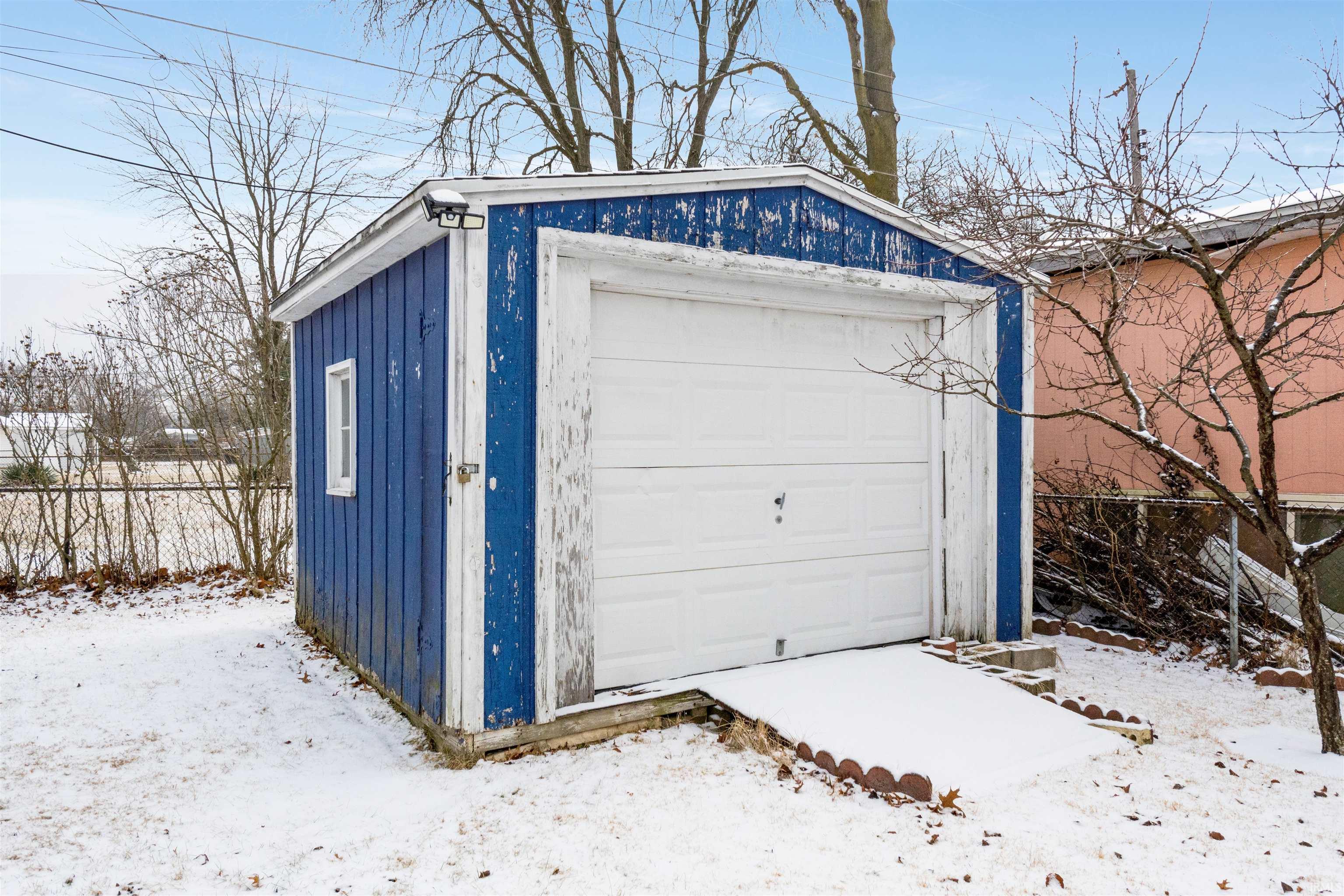 3212 Clermont Avenue