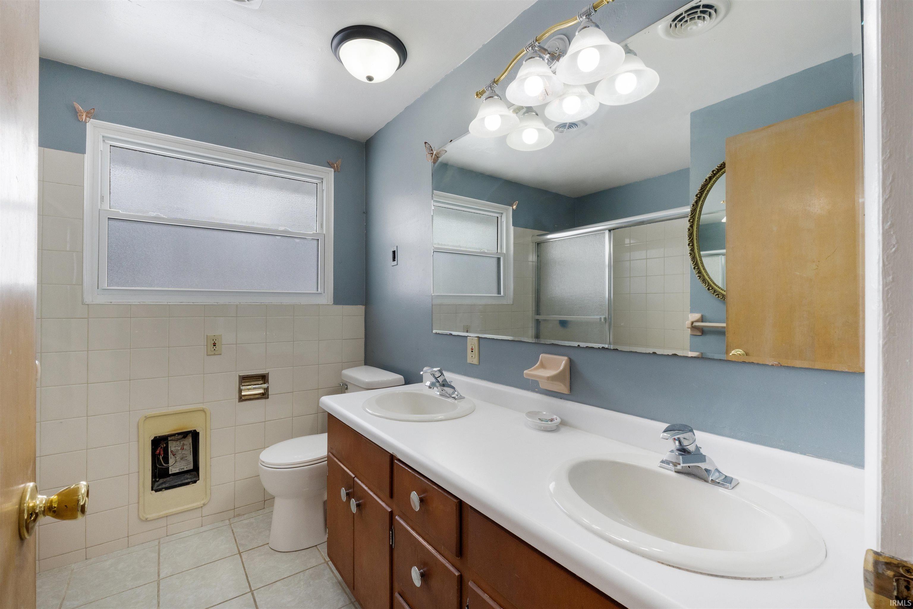 3212 Clermont Avenue