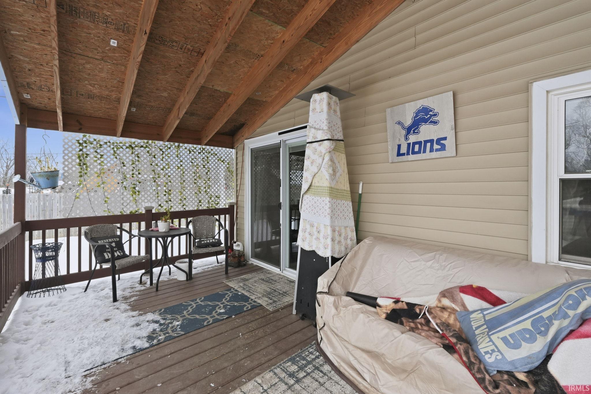 6612 Bradbury Avenue