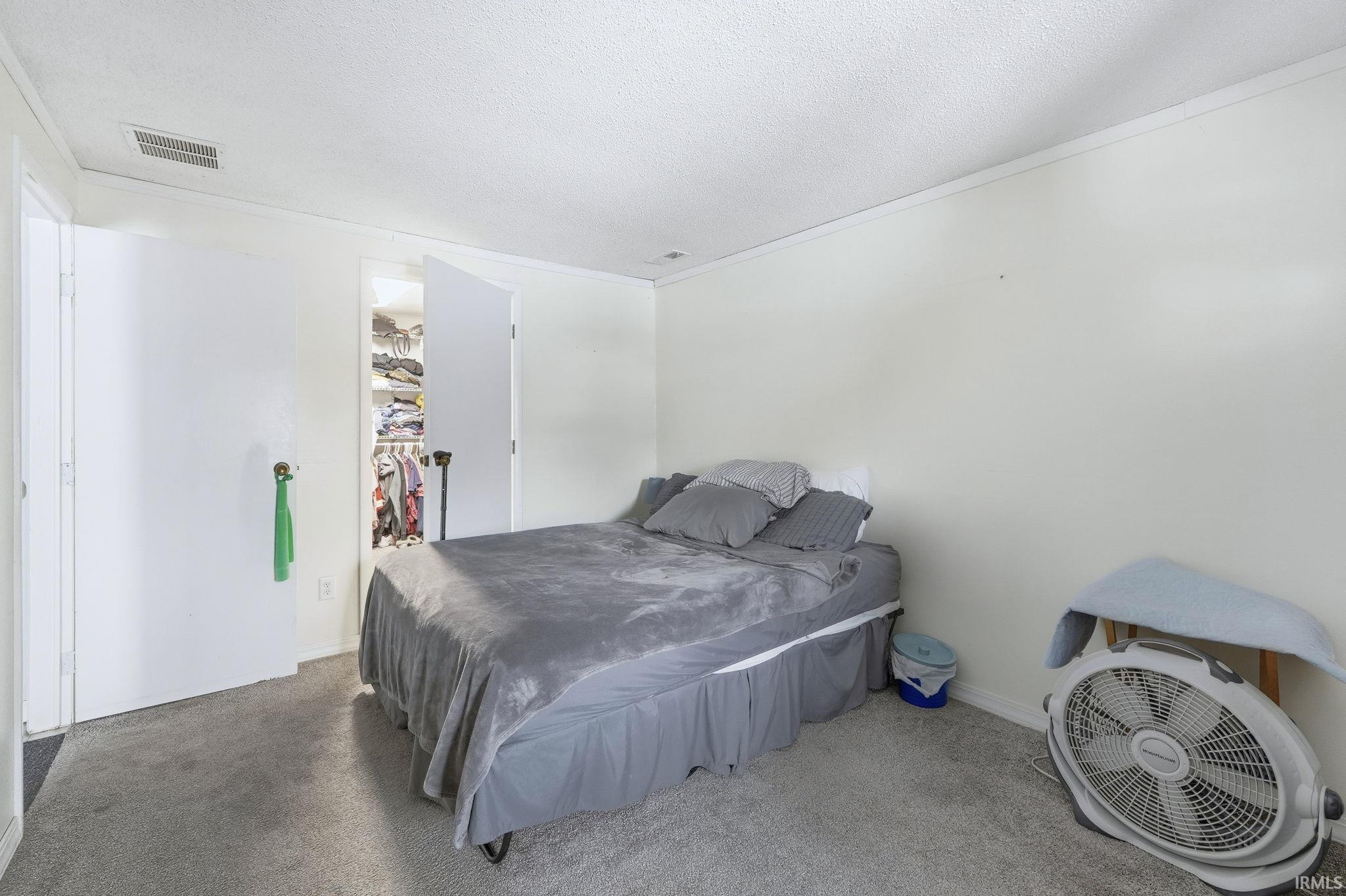 6612 Bradbury Avenue