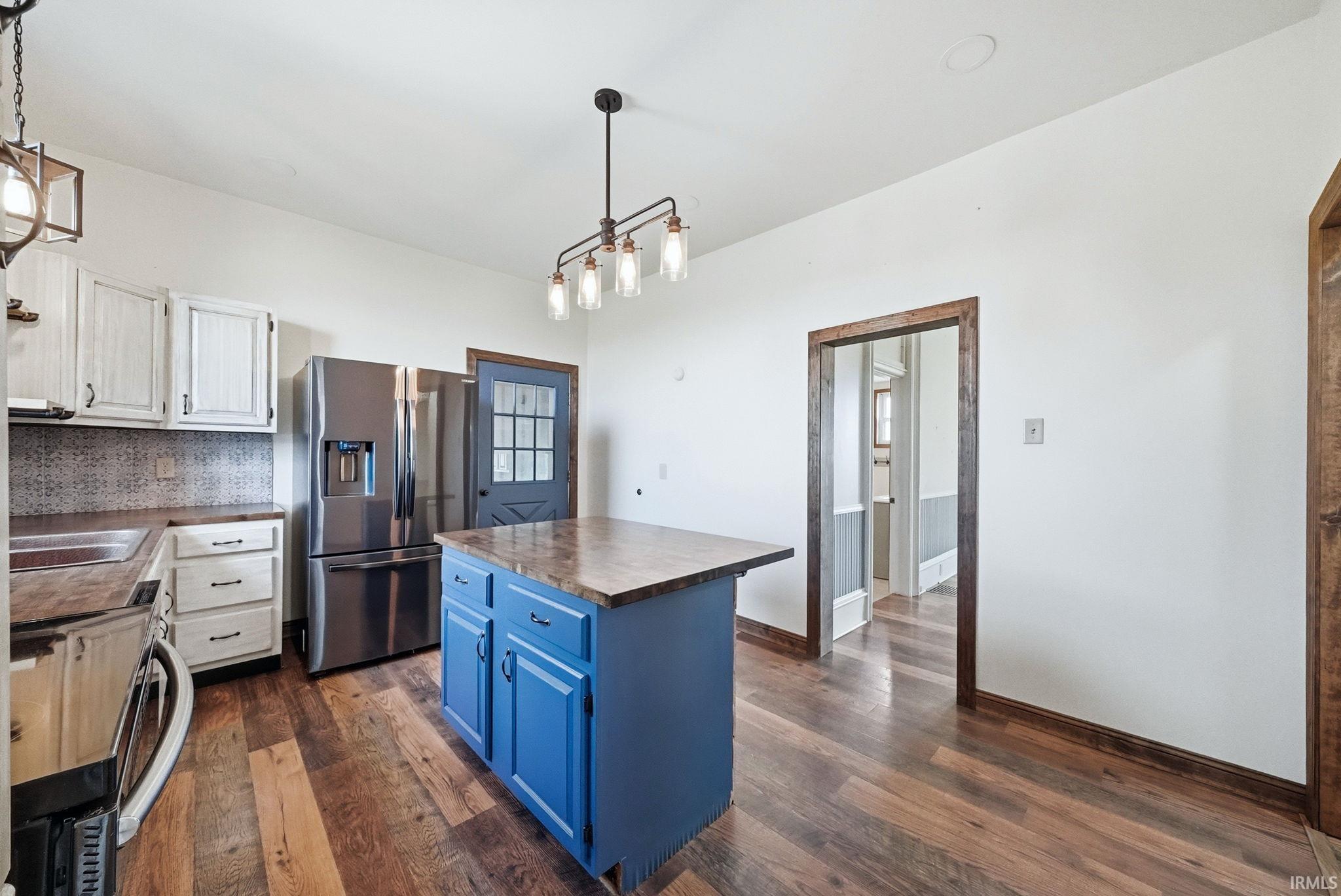 2113 State Road 1 Road