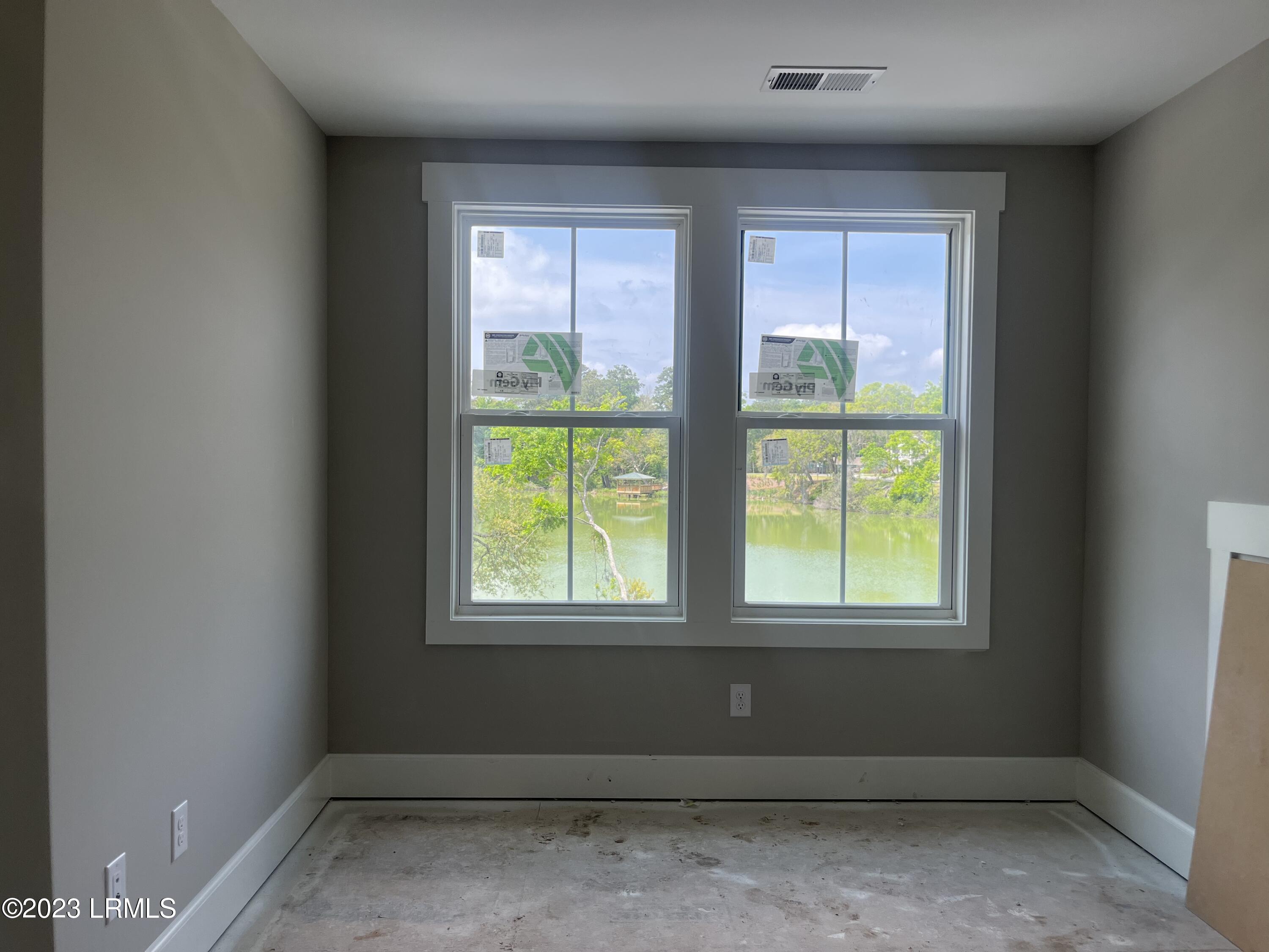 7 Basin Trail Street